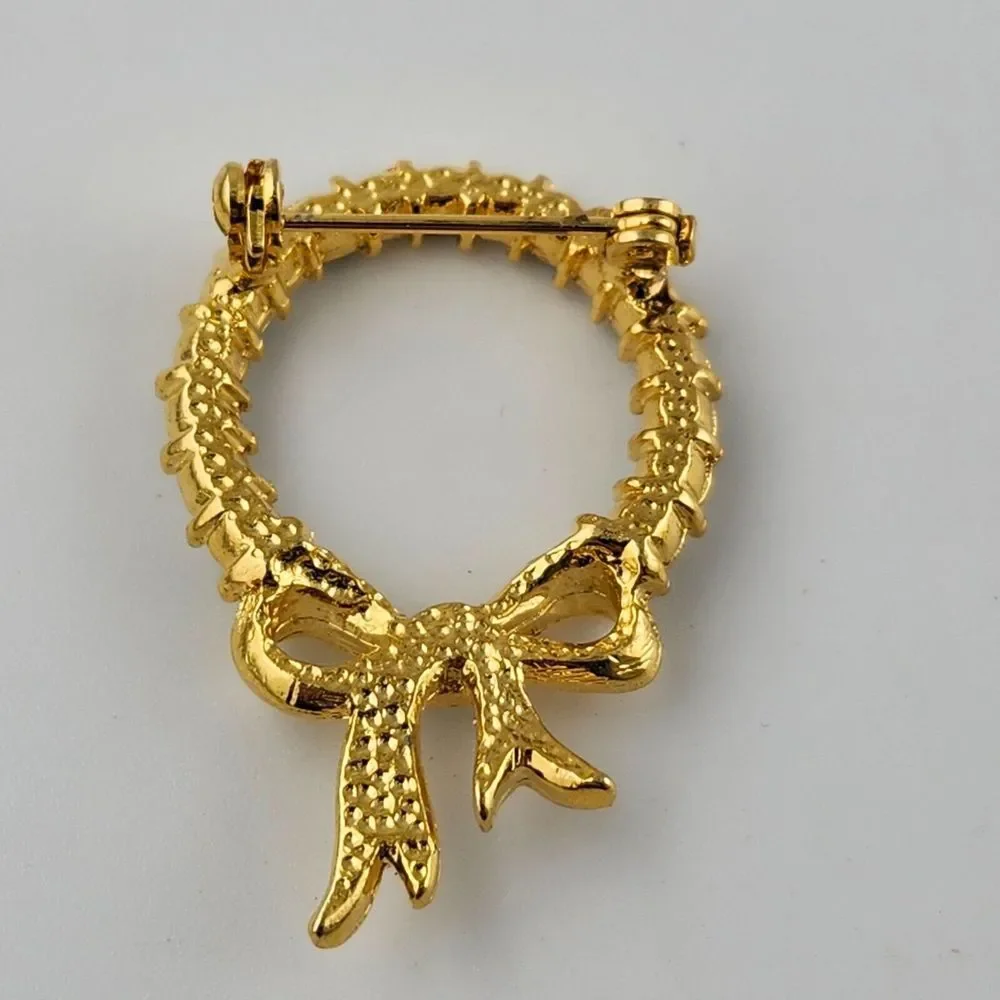 Estate gold tone